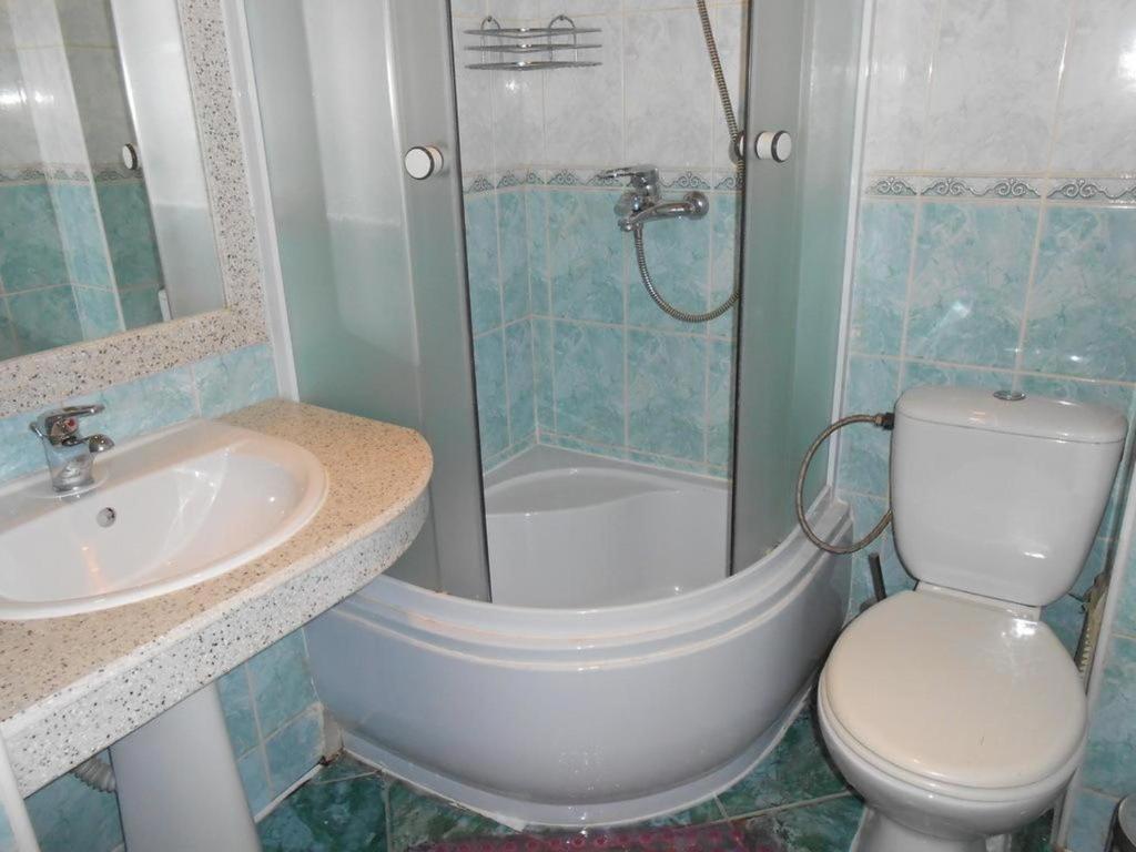 Zhibek Zholy Hotel Astana Ruang foto